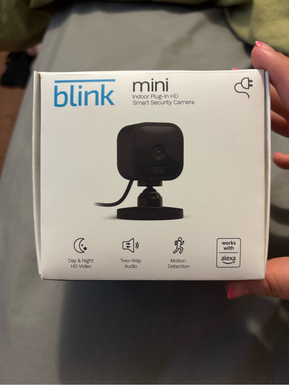 Blink Mini Indoor Plug-In HD Smart Security Camera - Black